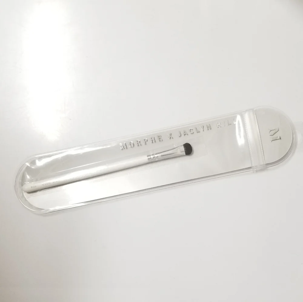 MORPHE X JACLYN HILL JH46 Mighty Define Brush NEW